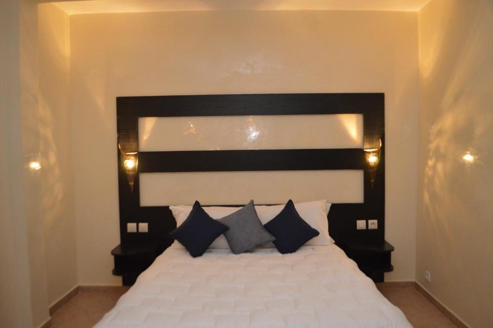 Anezi Apartments
